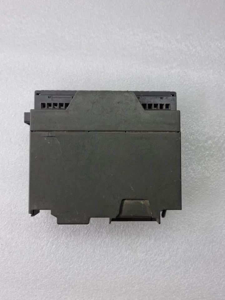 SIEMENS 6ES7 332-5HD01-0AB0 SIMATIC S7 MODULE (COVER MISSING)